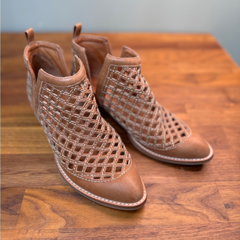 Jeffrey Campbell Tan Ankle Boots